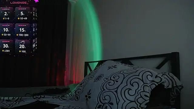 Ange Lus online show from 09.20.25