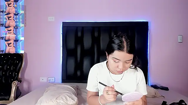 LunaWiill  online show from 11.08.25