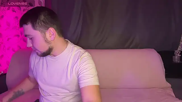 Snapshot of coupleinspire chatting on 10.10.25 coupleinspire online show from 10.10.25