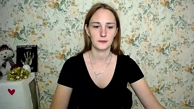 Milana Cutie  online show from 09.29.25