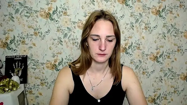 Milana Cutie  online show from 10.06.25