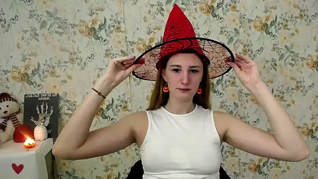 Milana Cutie  online show from 10.31.25