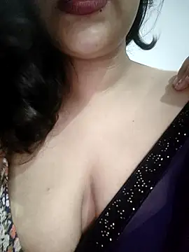 Snapshot of Bhaavyasingh chatting on 09.21.25 Bhaavyasingh online show from 09.21.25