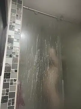 Snapshot of Daphnee-x chatting on 02.15.26 Daphnee-x online show from 02.15.26