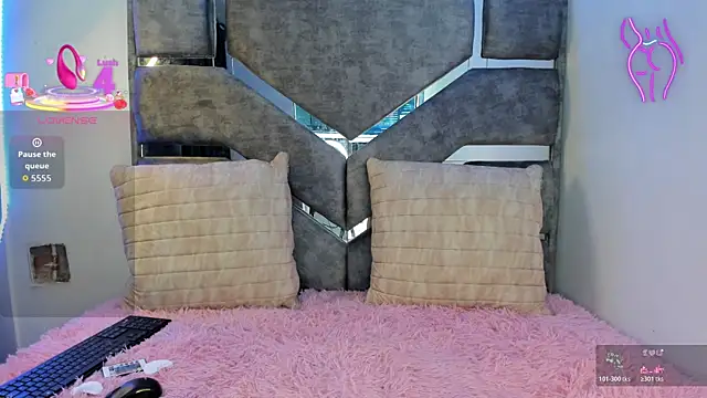 Flufi 740 online show from 11.03.25