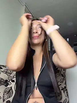 Karlee Grey1 online show from 02.14.26