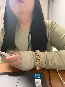 Ellainaaa online show from 10.12.25