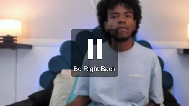 Snapshot of AllexJacob chatting on 09.26.25 AllexJacob online show from 09.26.25