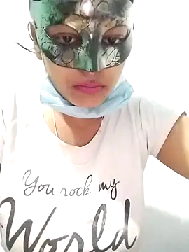 ms-naina online show from 04.20.26