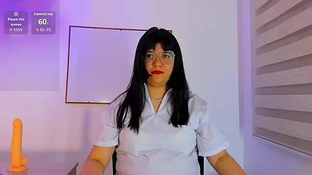 Snapshot of lillit_darkheart_ chatting on 11.09.25 lillit darkheart online show from 11.09.25