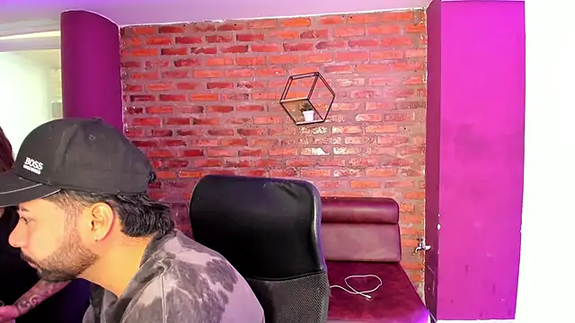 Hot Threesomee online show from 09.27.25