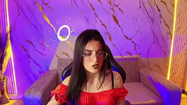 Snapshot of sophiadoll_tf chatting on 09.29.25 sophiadoll tf online show from 09.29.25