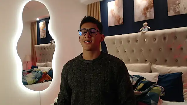 SalvadorFit online show from 02.25.26