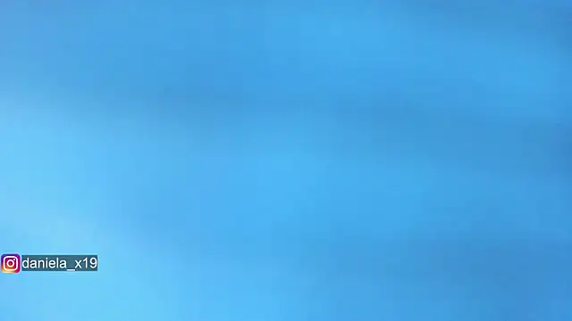 Snapshot of Daniela_x19 chatting on 11.06.25 Daniela x19 online show from 11.06.25