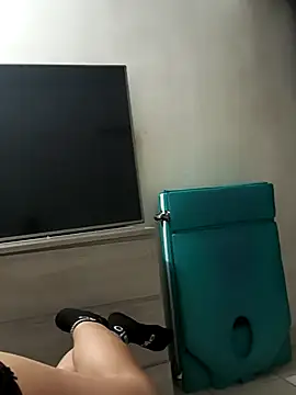 jenpaoo6- online show from 10.14.25