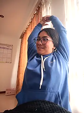 Violettabloom  online show from 10.08.25