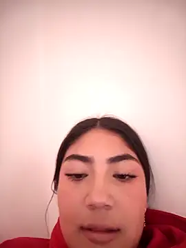 Violettabloom  online show from 10.15.25