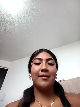 Violettabloom  online show from 11.18.25