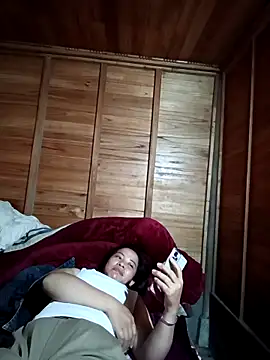 Snapshot of tulipsexy chatting on 09.24.25 tulipsexy online show from 09.24.25