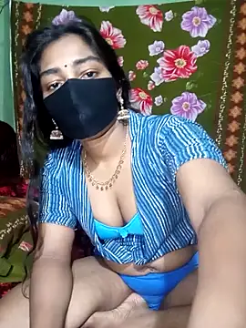 Snapshot of Cute_Couple59 chatting on 04.29.26 Cute Couple59 online show from 04.29.26