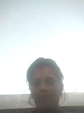 Snapshot of Hott_cutgirl chatting on 10.04.25 Hott cutgirl online show from 10.04.25