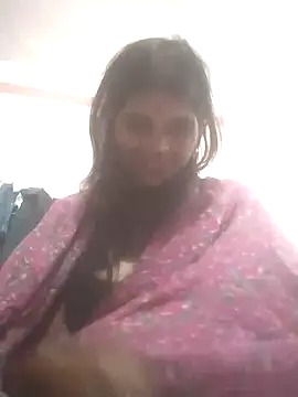 Snapshot of Hott_cutgirl chatting on 10.05.25 Hott cutgirl online show from 10.05.25