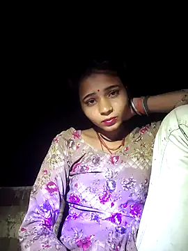 Snapshot of R_Roshni chatting on 10.18.25 R Roshni online show from 10.18.25