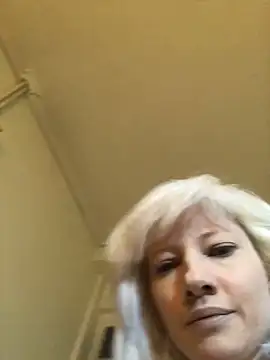 juliaoneandonly online show from 10.07.25