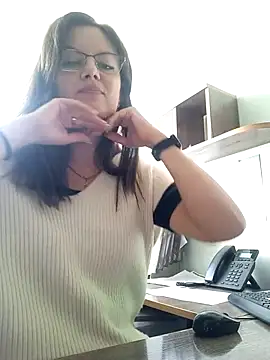 Snapshot of ValeriaLove43211 chatting on 10.08.25 ValeriaLove43211 online show from 10.08.25