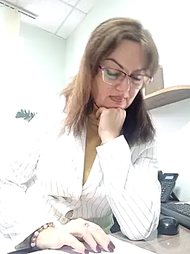 ValeriaLove43211 online show from 11.14.25