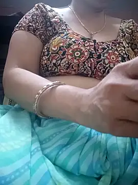 Snapshot of Jeya_thakur chatting on 10.30.25 Jeya thakur online show from 10.30.25