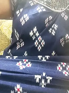 Snapshot of Jeya_thakur chatting on 10.31.25 Jeya thakur online show from 10.31.25