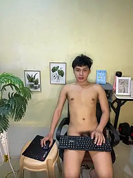 Snapshot of Jan_Waynexx chatting on 05.05.26 Jan Waynexx online show from 05.05.26