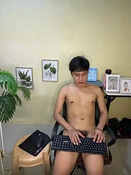 Snapshot of Jan_Waynexx chatting on 05.06.26 Jan Waynexx online show from 05.06.26