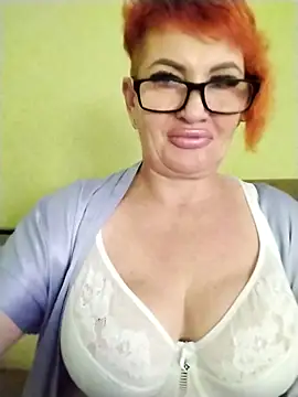 Snapshot of Alissa55552111 chatting on 09.28.25 Alissa55552111 online show from 09.28.25