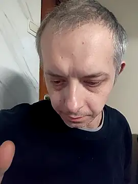 Snapshot of szajbusek41 chatting on 02.04.26 szajbusek41 online show from 02.04.26