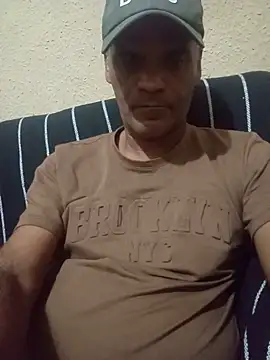 Snapshot of JeffersonRay chatting on 05.18.26 JeffersonRay online show from 05.18.26