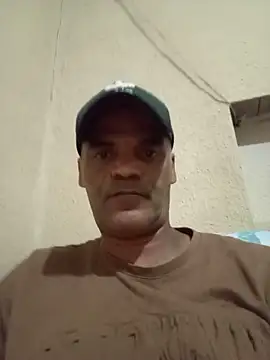 Snapshot of JeffersonRay chatting on 05.26.26 JeffersonRay online show from 05.26.26
