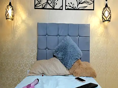 SamantaParty1 online show from 09.30.25