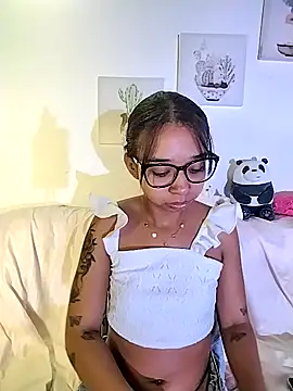 Suzanelee1 online show from 10.01.25