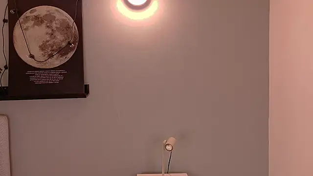 Snapshot of KeendraFox_ chatting on 02.24.26 KeendraFox online show from 02.24.26