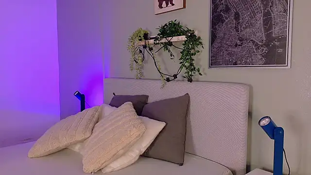 KeendraFox  online show from 04.09.26