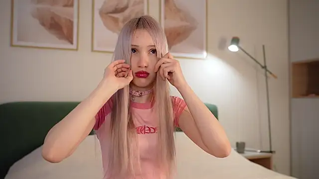 Laura Obsidian online show from 09.26.25