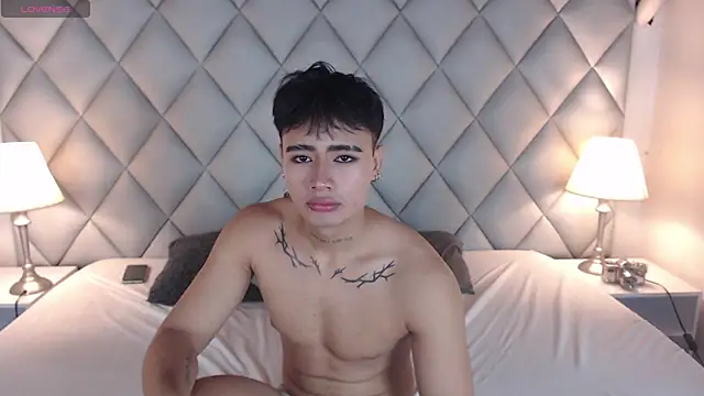 Clement Reyes online show from 10.10.25