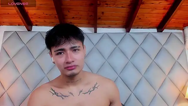 Clement Reyes online show from 12.19.25