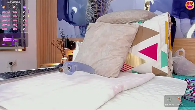 Anabacker01 online show from 11.26.25