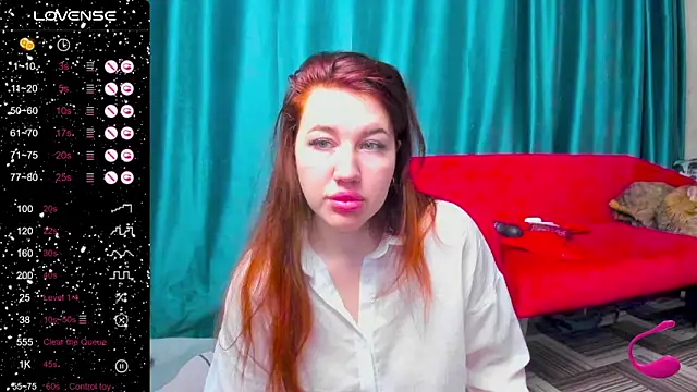 LillyLover  online show from 10.10.25