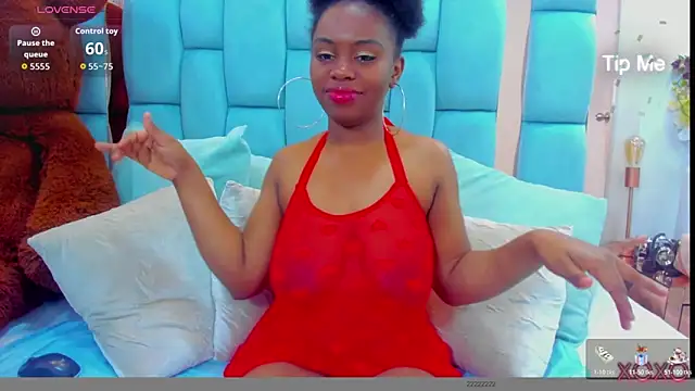 hazellanee online show from 04.03.26