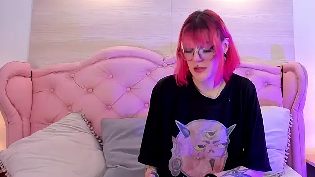 Rossiie Hunt  online show from 09.29.25