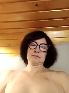 vikimoon11 online show from 10.09.25